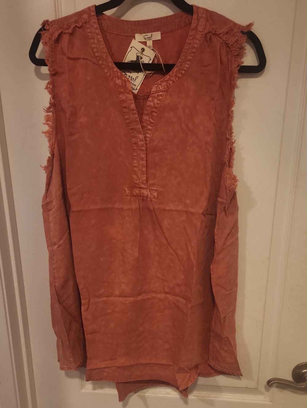 easel Rust Orange Washed Sleeveless V-Notch Tank